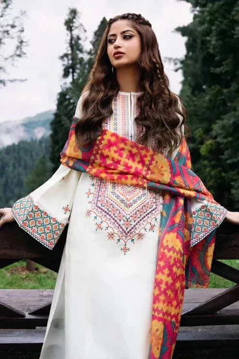 Embroided Dhanak 3PC D#47
